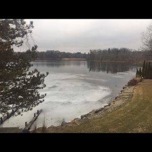 Meet your Posher, Derricka